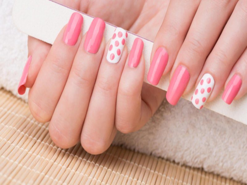 اجمل الوان المناكير الموضة