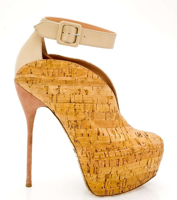 حذاء مميّز من جون غاليانو لربيع 2013