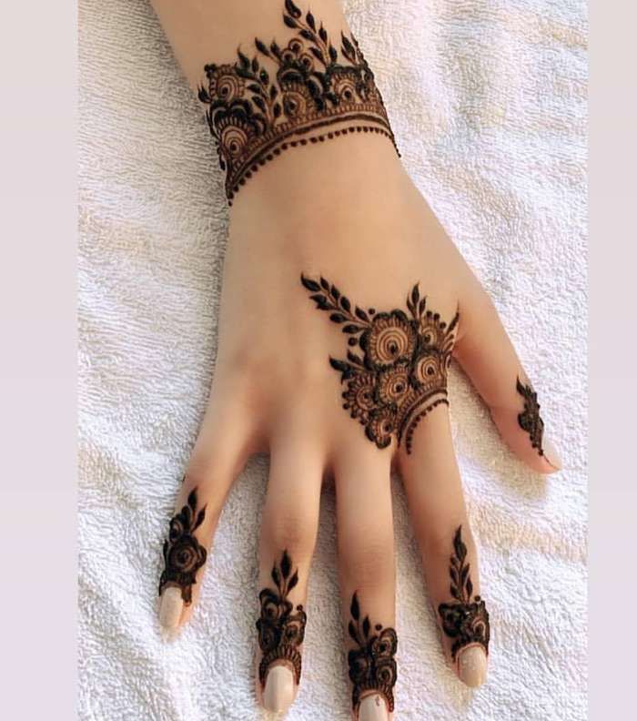 صور اجمل نقش حناء 2020