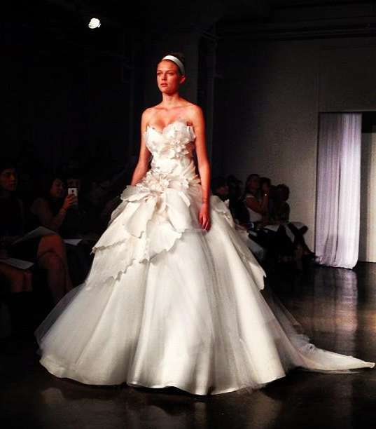 فستان فرح من Marchesa