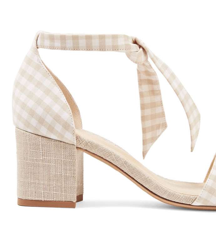 حذاء الصندل المقطع من Alexandre Birman بالكعب العريض الصغير Block Heels
