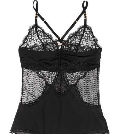 لانجري Bodysuit من ستيلا ماكارتني لاطلالة ملفتة في شتاء 2017