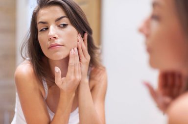 طريقة علاج حب الشباب في الوجه بسرعه