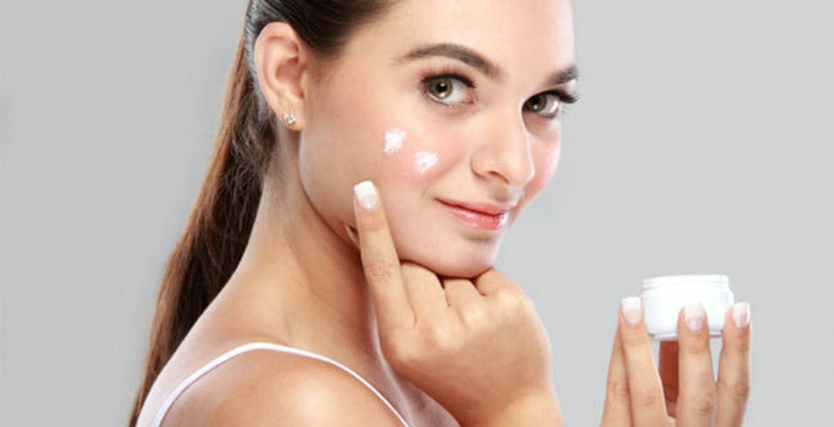 افضل مرطب للبشرة الجافة