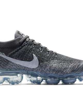 اعتمدي حذاء VaporMax من نايكي هذا الصيف