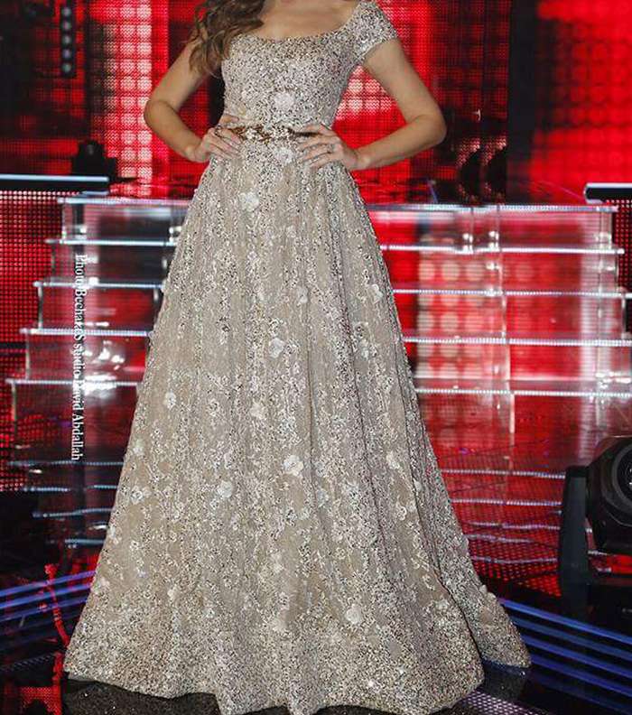 استوحي اطلالتك من فساتين ايميه صياح الرائعة