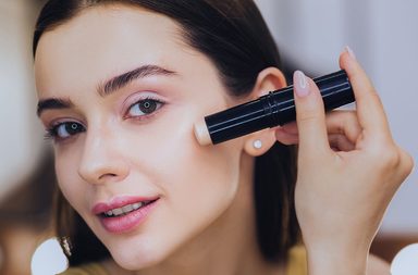 خصائص كونسيلر ميكب فور ايفر