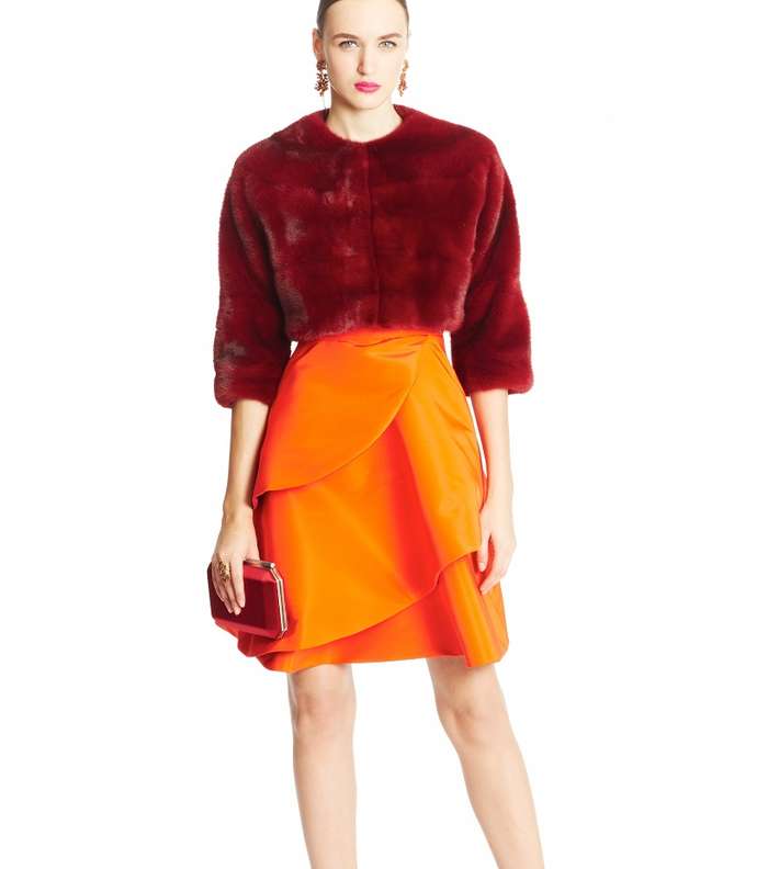 اختاري ازياء اوسكار دي لا رانتا من مجموعة Pre Fall 2015
