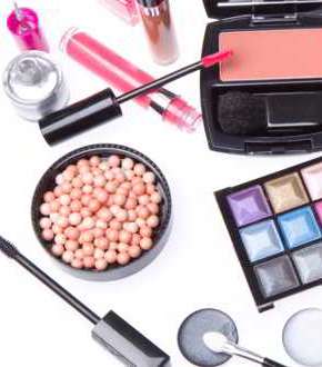 احسن 6 ماركات مكياج للوك شبابي