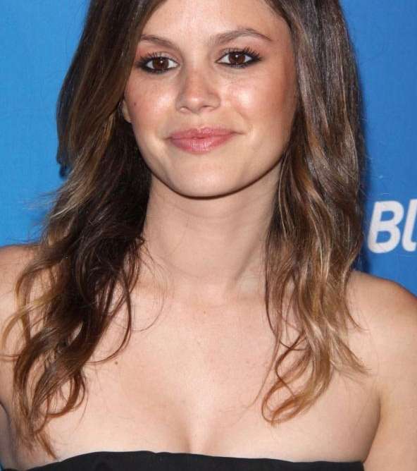 الاومبري الخفيف والشعر المموج مع راشيل ويلسون