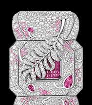 اليك ساعة HIGH JEWELRY Plume  secret watch من CHANEL