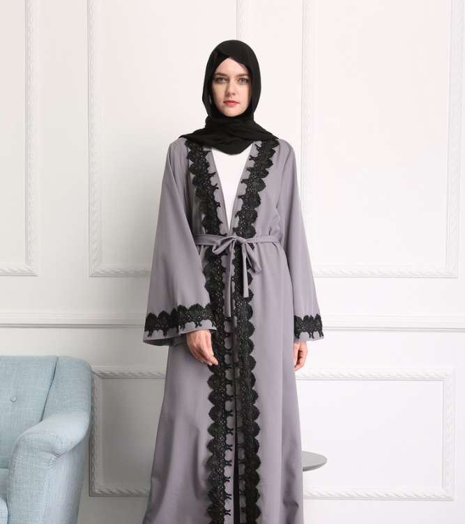 صور اروع موديلات عبايات ٢٠١٩