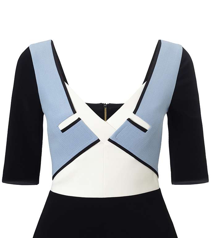 اعتمدي موضة الـ Color Blocks واختاري هذا القميص من Roland Mouret