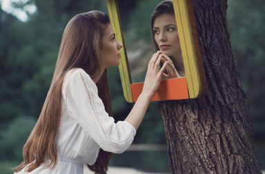 ابرز صفات الشخصية النرجسية