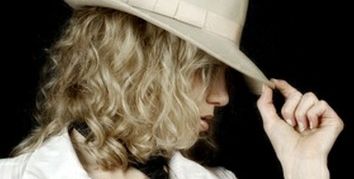 5 تصرفات خاصّة بالرجال ابتعدي عنها!