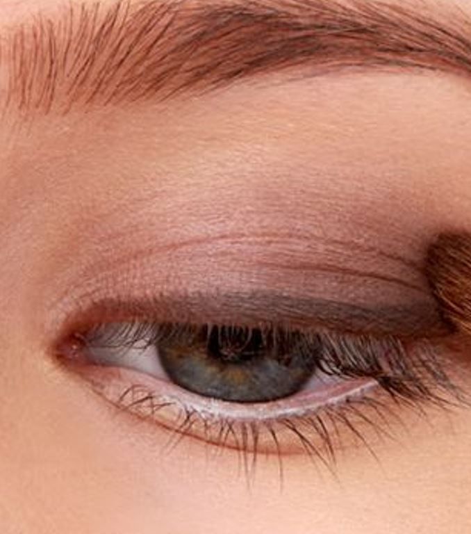 مكياج سموكي بني ناجح