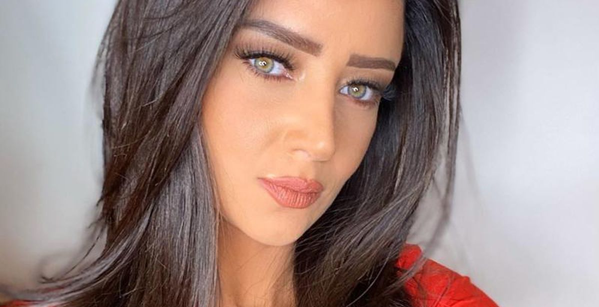 رضوى الشربيني تظهر بلوك مختلف والجمهور مندهش