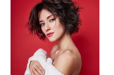 قصات شعر للوجه الطويل والنحيف 2021