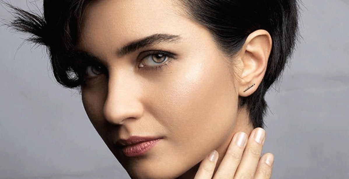 علاقة توبا بيوكستن بخطبيها مهددة وهذا الرجل يعرقلها