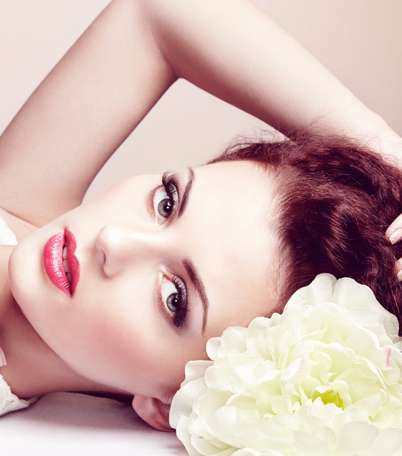 4 مجموعات ماكياج عالميّة مناسبة لرحلة شهر العسل 
