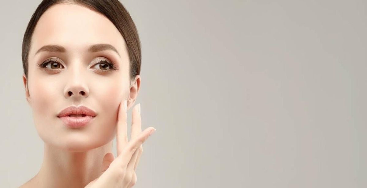 افضل خلطات تبييض الوجه مضمونه