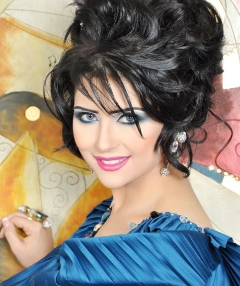 رفعة الشعر بأسلوب حصة اللوغاني