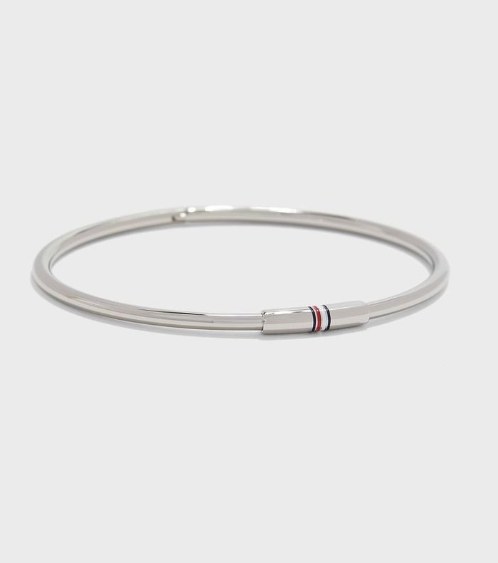 صور اجمل اساور تومي هيلفيغر