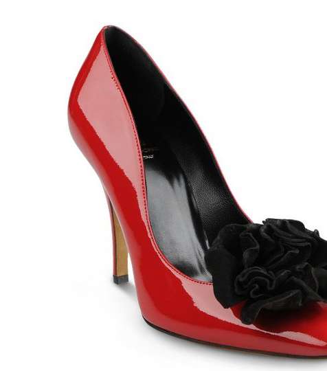 Moschino-7-18-7-2011