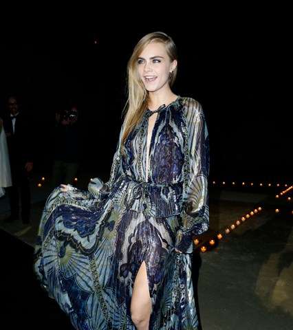 ستايل عارضة الأزياء Cara Delevingne