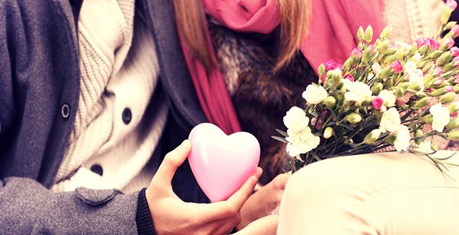المشاعر بين التعلق او الحب للشريك