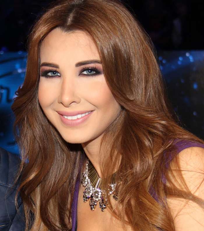 الزهري والبنفسجي مع نانسي عجرم 