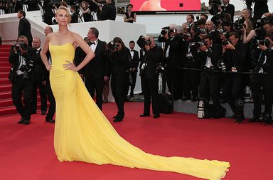 أجمل إطلالات تشارليز ثيرون مع دار ديور العريقة!