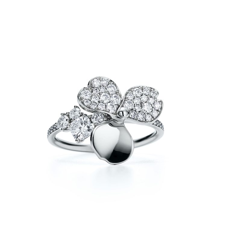 خاتم ماسي رائع من تيفاني أند كو