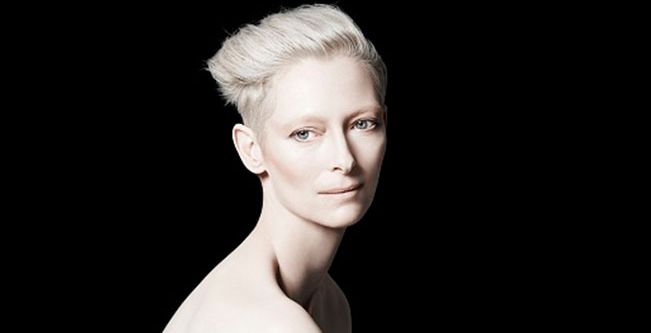 مجموعة مكياج من NARS