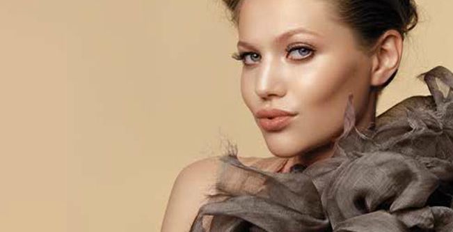 أهم وأبرز صيحات الماكياج في صيف 2015