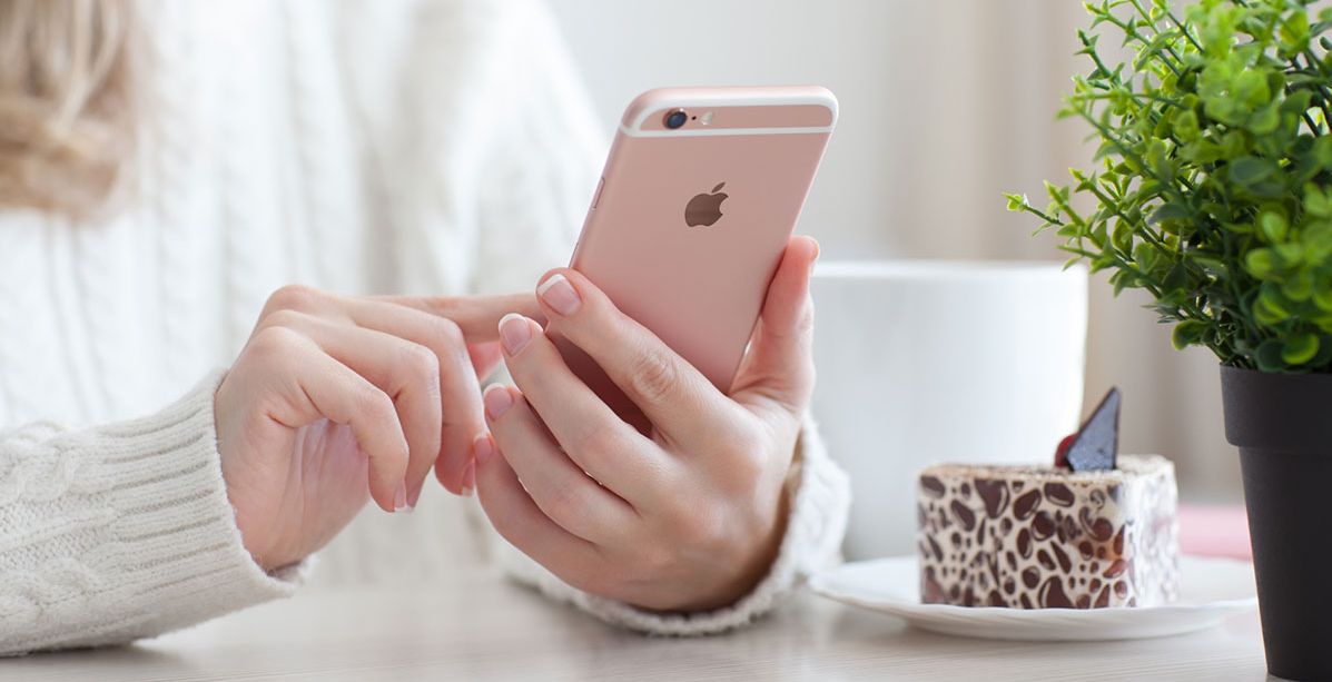 تعلمي طريقة تحديث الآيفون إلى الإصدار آي أو إس IOS 13.1
