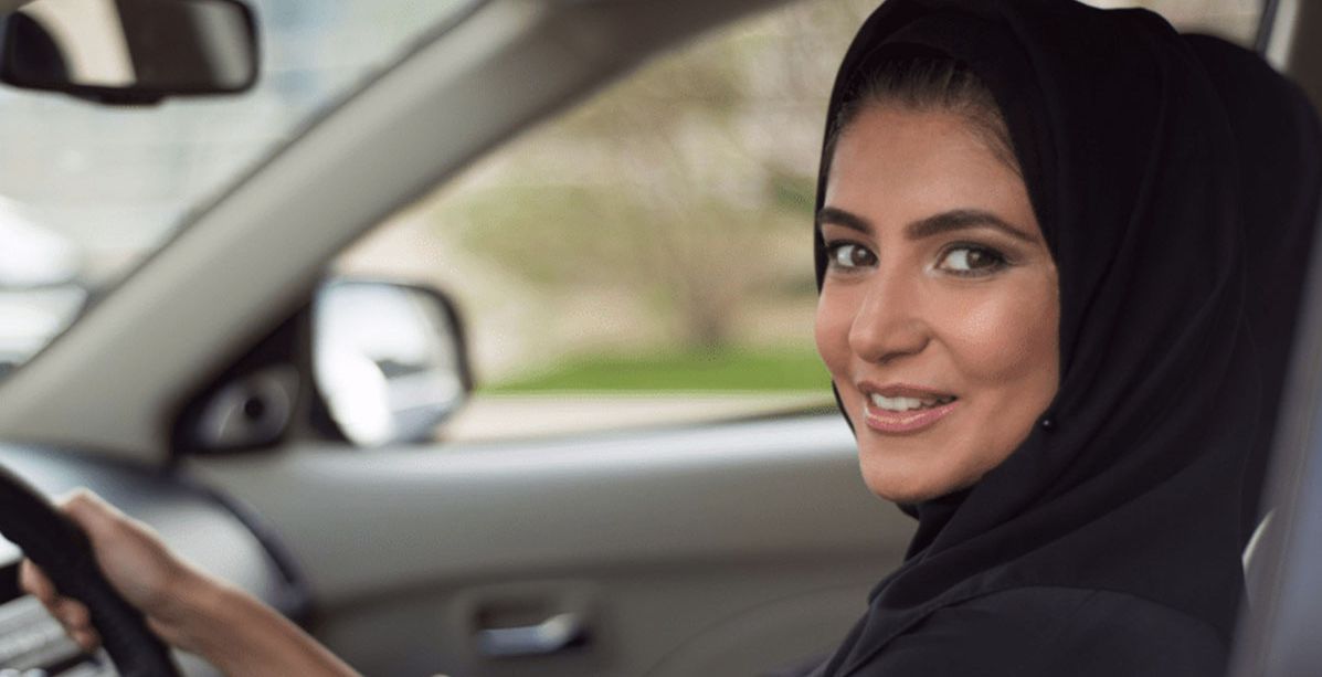 ابرز شروط قيادة المرأة للسيارة في السعودية