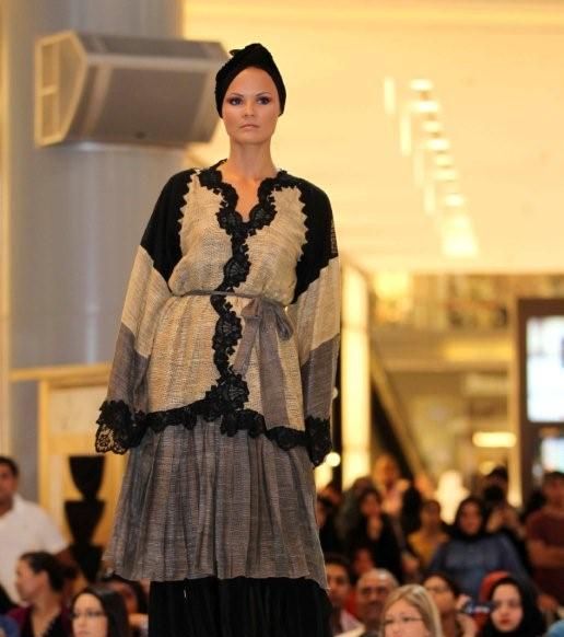 عرض أزياء الشيلة و العباية