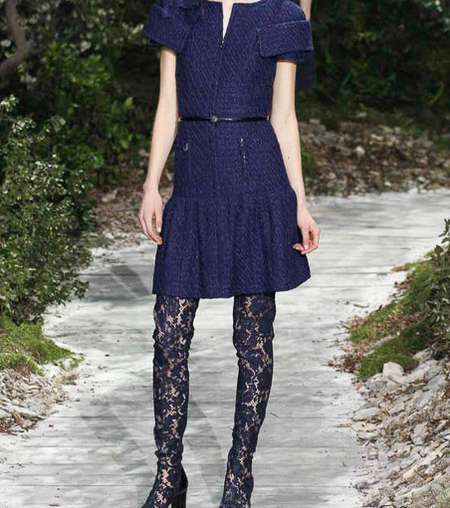 إطلالة 18 من مجموعة Chanel للازياء الراقية لربيع 2013