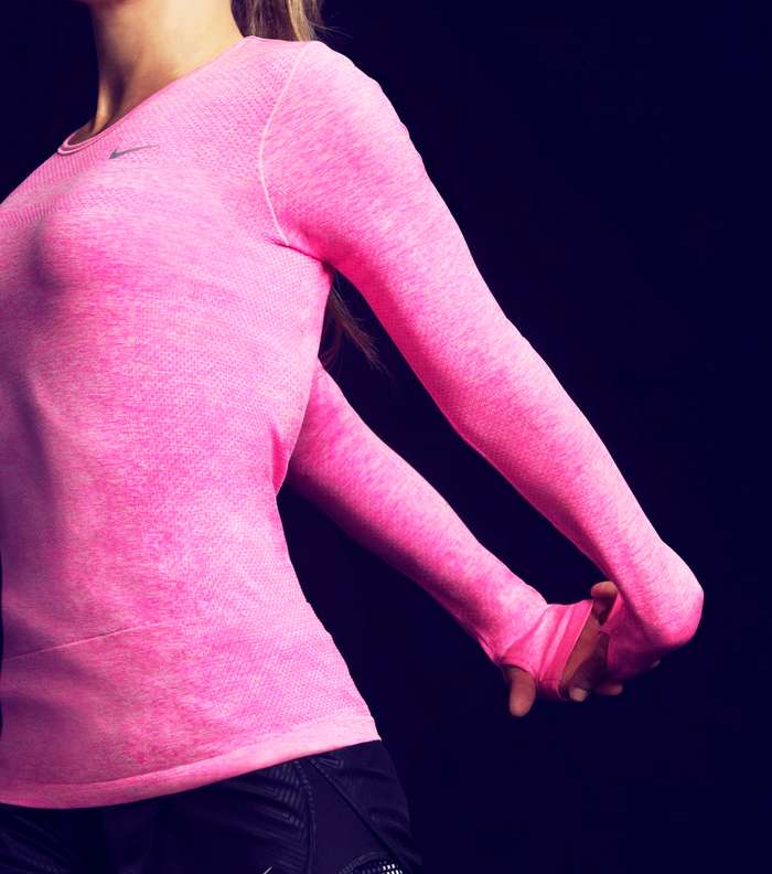 متصاميم مجموعة ربيع وصيف 2015 ابتكرت بتكنولوجيا الـ Dri Fit 
