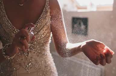 بالصور، عطور مميّزة من 2015 تليق بالعروس