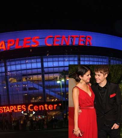 لتناول العشاء معاً، وكرمي لعينيّ سيلينا غوميز، 450 ألف دولار أنفقها بيبر لحجز the Staples Center  في لوس أنجلوس