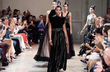 رحيل المصمم المبدع عز الدين علايا