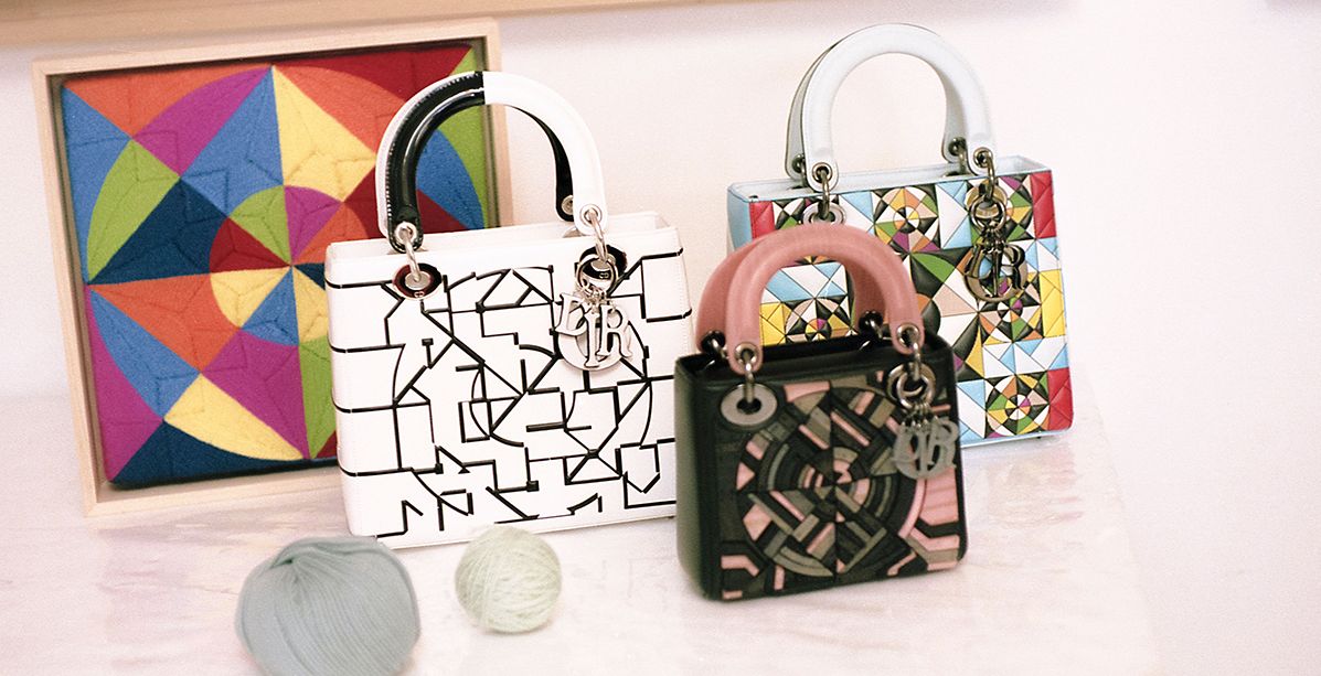 حقيبة Lady Dior الأيقونية تتحوّل إلى تحفة فنية