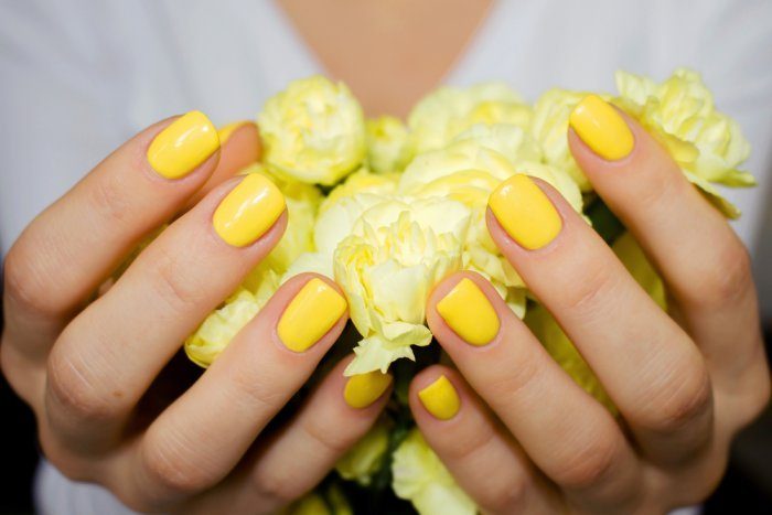 اجمل الوان المناكير الموضة