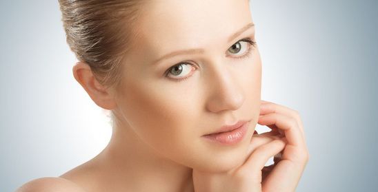 فوائد زيت اللوز للبشرة