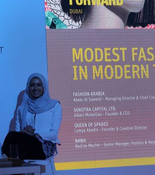 سمر البرشا خلال مشاركتها في Fashion Forward 