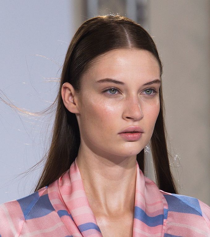 البساطة في إطلالات Temperley London