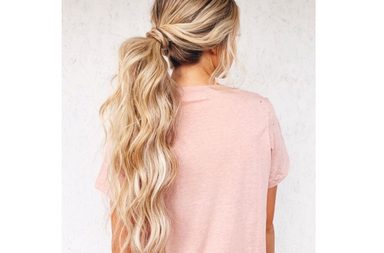 تسريحة للشعر الخفيف للسهرات