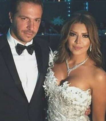 أمل وعريسها رجل الأعمال اللبناني وليد عواضة